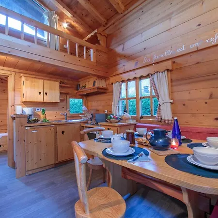 Chalet Les Praz-de-chamonix Chalet Sleeps 4 *