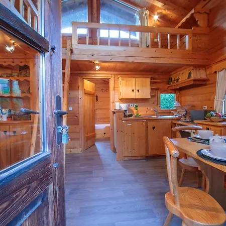 Les Praz-de-chamonix Chalet Sleeps 4