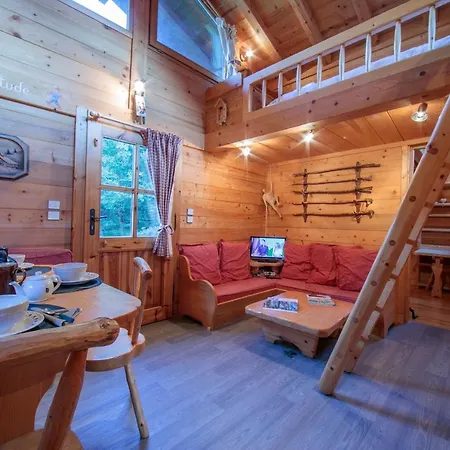 Les Praz-de-chamonix Chalet Sleeps 4 * Chamonix