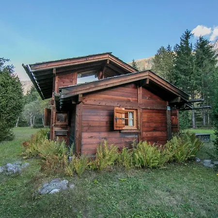 Les Praz-de-chamonix Chalet Sleeps 4